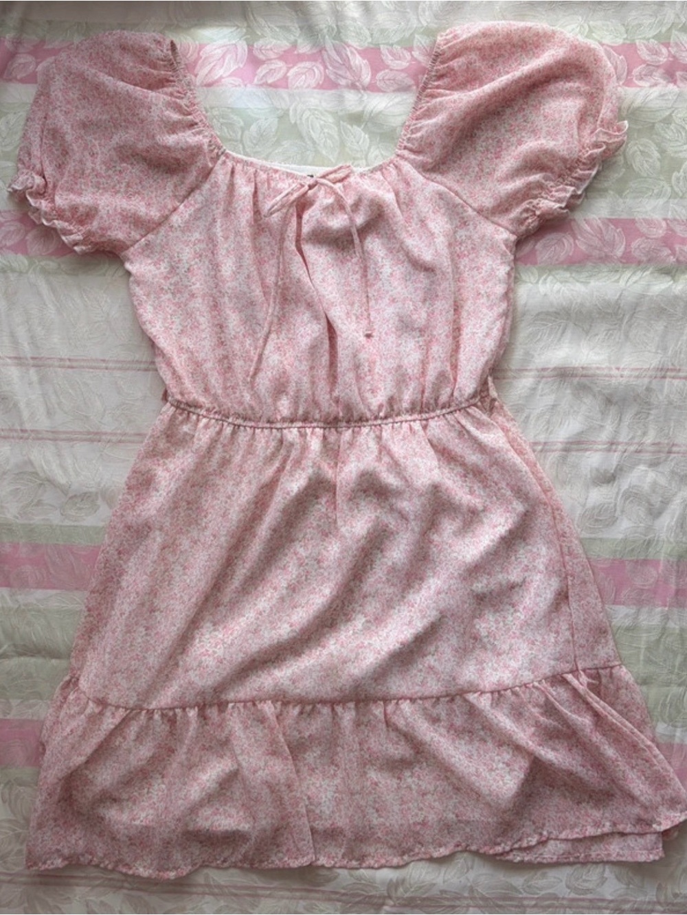 Wallflower Pink Floral Puff-Sleeve Summer Milkmaid Dress